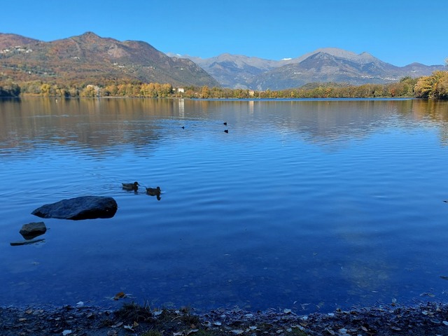 avigliana-lake-turin-2